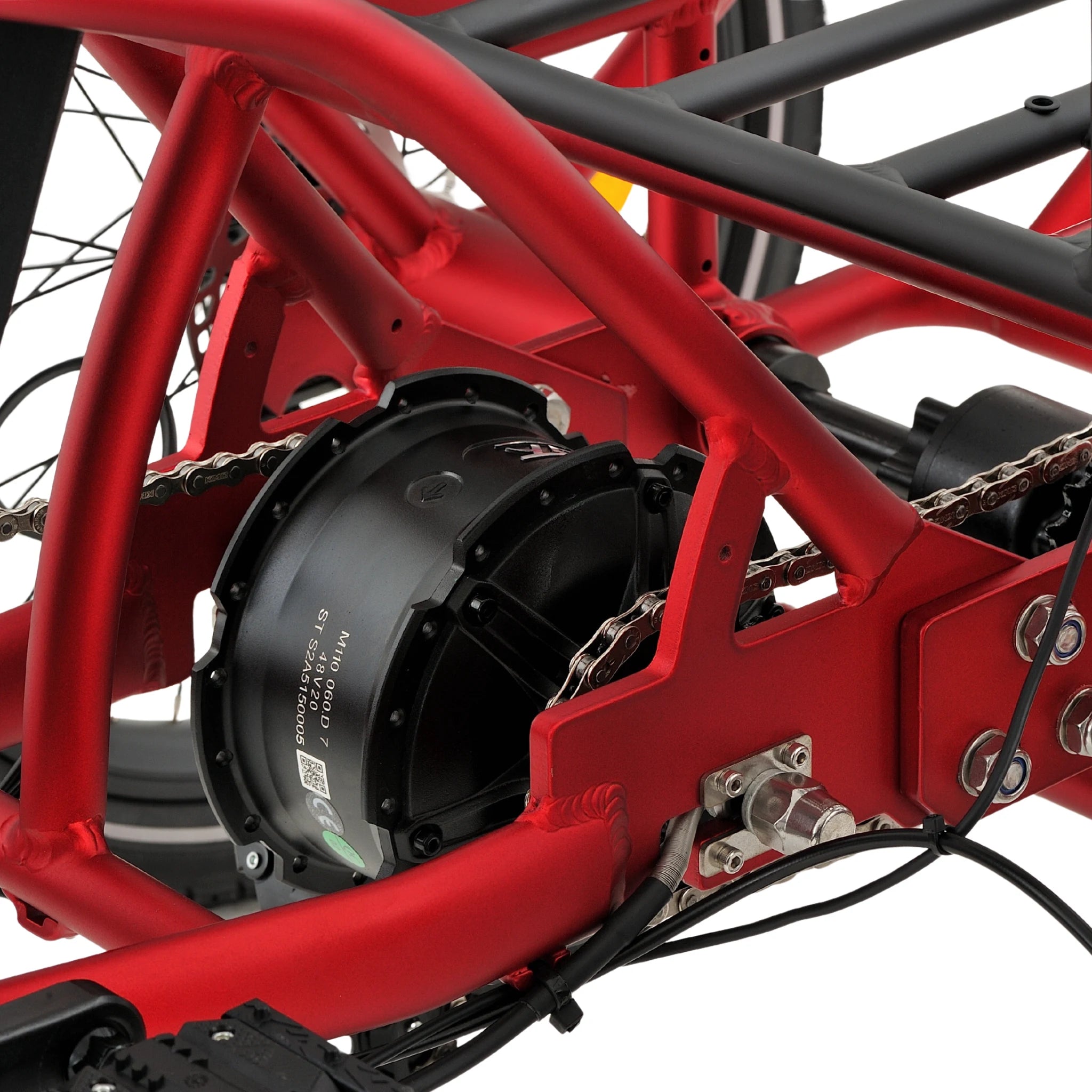 Ridewave Quokka red electric trike rear hub motor and frame close-up #color_red