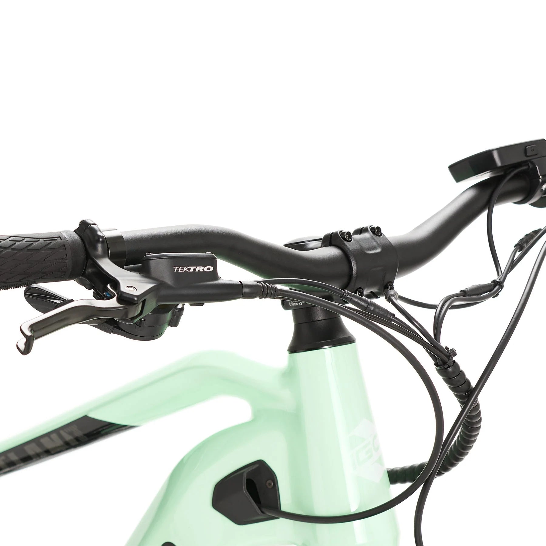 Outland XT Mountain Ebike handlebar and TFT display detail